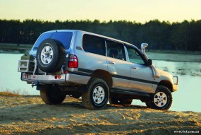 Toyota Land Cruiser 105 - вариант 2